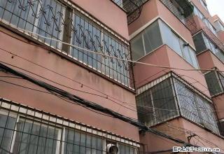 东站家属院 三室两厅家具齐全 三楼 拎包入住 - 新乡28生活网 xx.28life.com