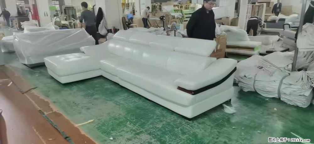 【大厂仿真皮沙发】实木框架，高回弹海绵45密度。全新包装，质量非常好，3.6米右贵妃 - 各类家具 - 居家生活 - 新乡分类信息 - 新乡28生活网 xx.28life.com